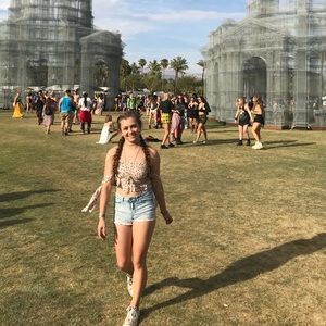 Meet your Posher, Breanna